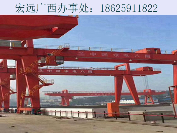 廣西吊鉤龍門吊和電動葫蘆龍門吊的區別